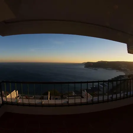 Apartment To The Sea
